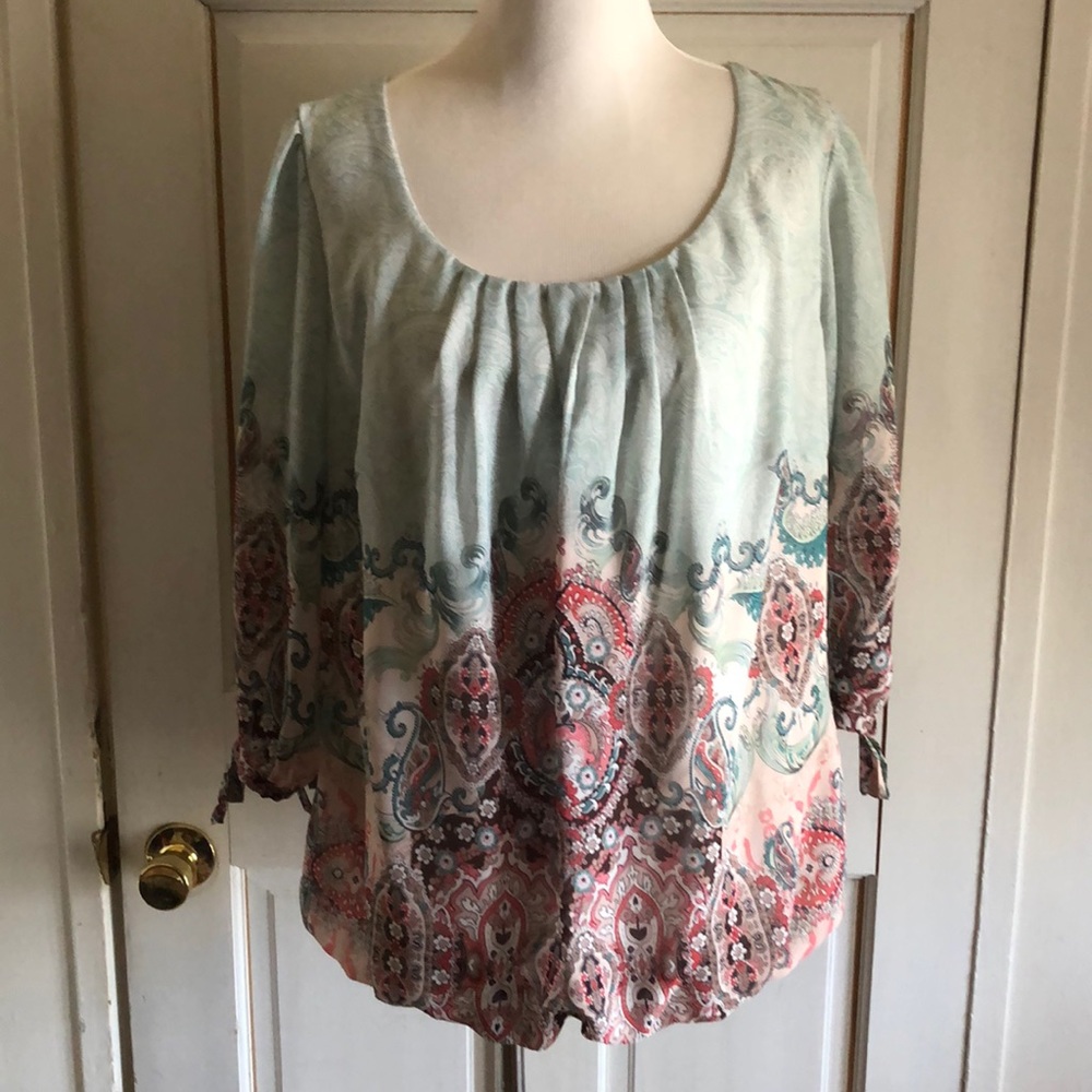 Women’s 1X Dressbarn Blue Colorful Flower Blouse